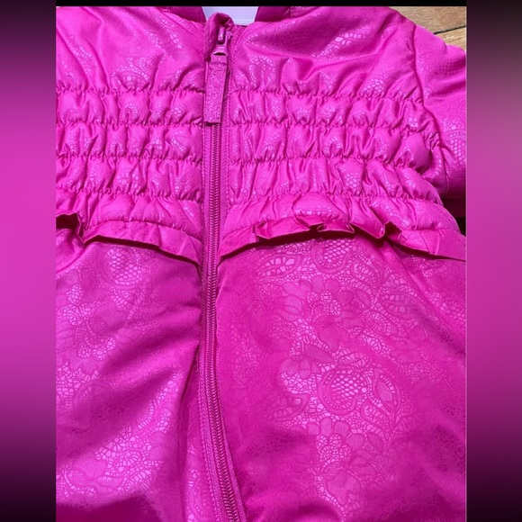 Rothschild Baby Bunting Size 6-9 M Bright Pink Ruffles Fleece Lined EXCELLENT - Picture 5 of 10